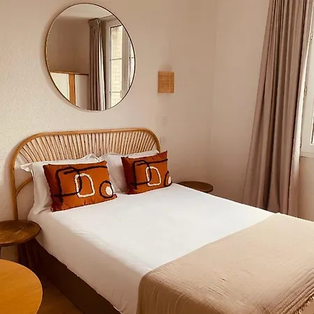 Otel Le Britannic - Centre Gare-